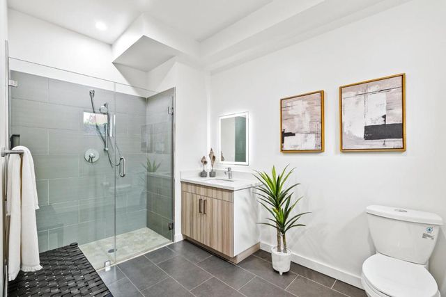 916 Woodside Road, Redwood City, CA 94061