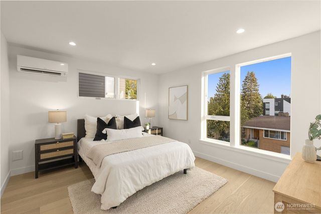 5204 Sand Point Way NE, Seattle, WA 98105