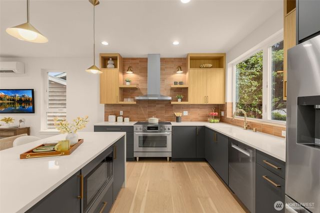 5204 Sand Point Way NE, Seattle, WA 98105