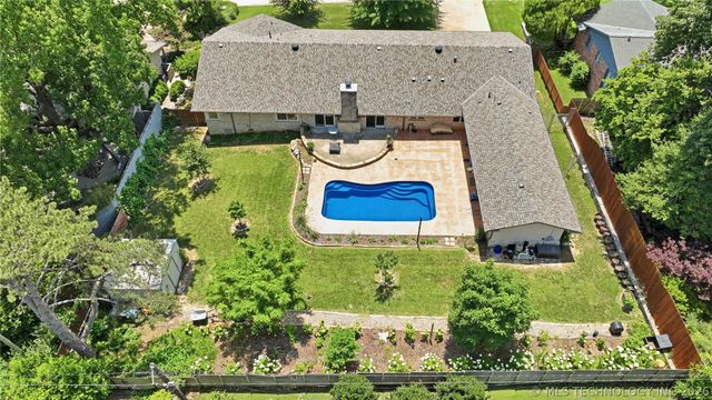 2853 E 35th Place, Tulsa, OK 74105