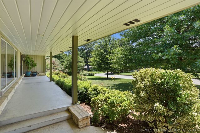 2853 E 35th Place, Tulsa, OK 74105
