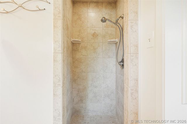 2853 E 35th Place, Tulsa, OK 74105