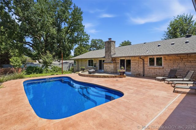 2853 E 35th Place, Tulsa, OK 74105
