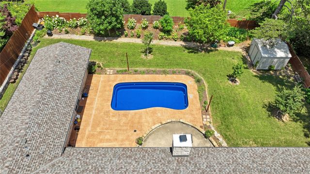 2853 E 35th Place, Tulsa, OK 74105