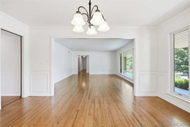 2853 E 35th Place, Tulsa, OK 74105