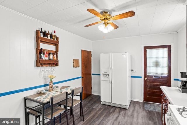 461 E KING ST, Shippensburg, PA 17257