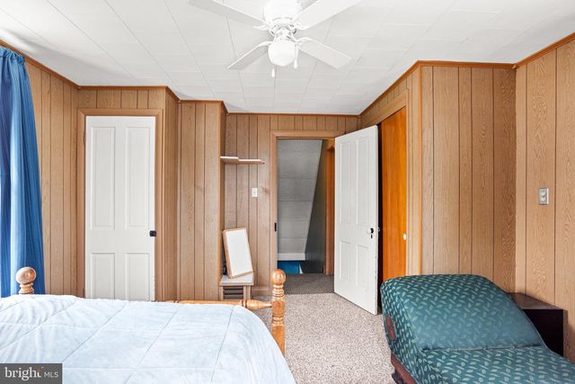 461 E KING ST, Shippensburg, PA 17257