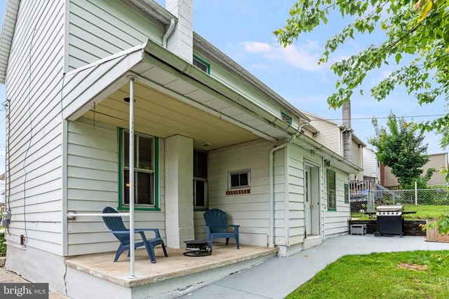 461 E KING ST, Shippensburg, PA 17257