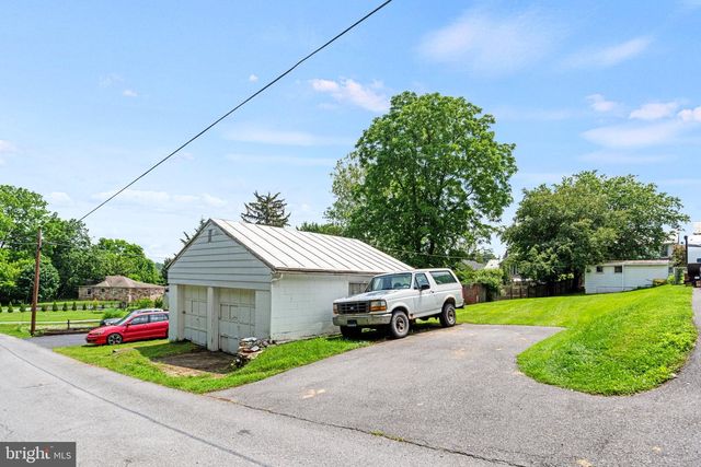 461 E KING ST, Shippensburg, PA 17257