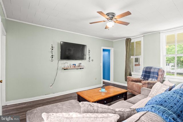 461 E KING ST, Shippensburg, PA 17257
