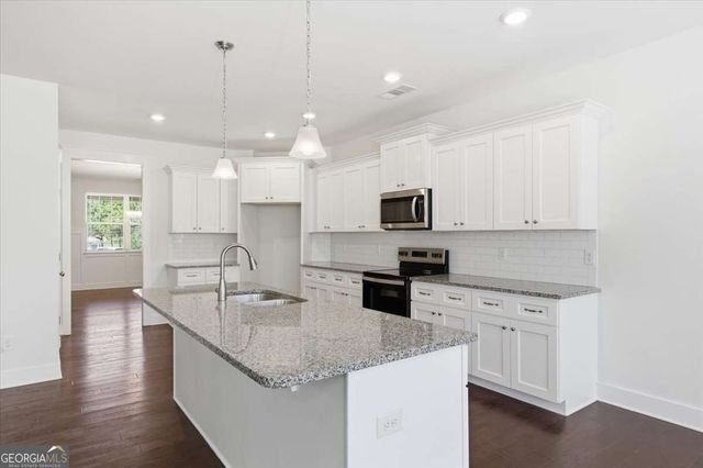 1076 Adams Haven Bend, Acworth, GA 30101