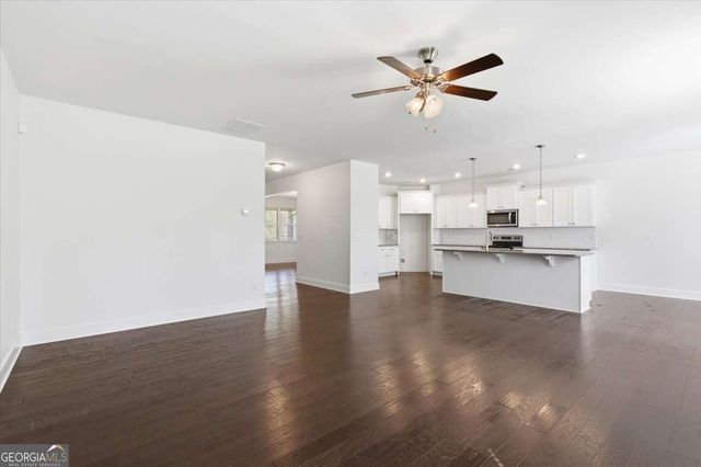 1076 Adams Haven Bend, Acworth, GA 30101