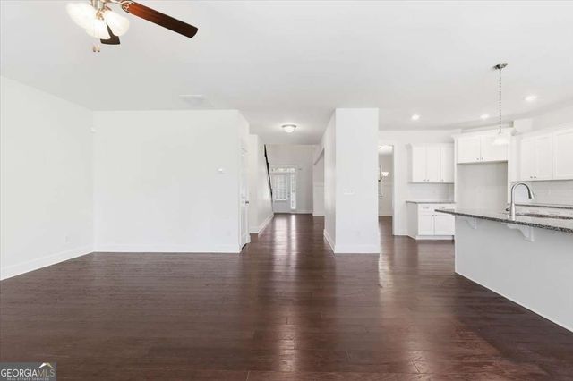 1076 Adams Haven Bend, Acworth, GA 30101