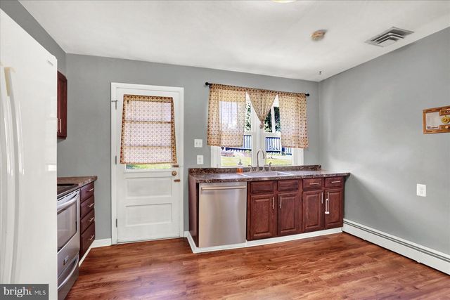 513 ALDEN ST, Harrisburg, PA 17109