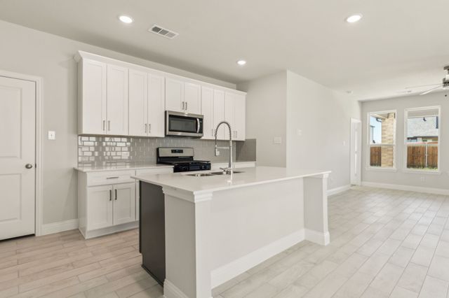 1218 Sydney Lane, Seagoville, TX 75159