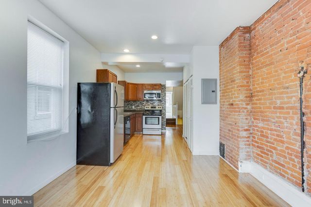 4031 GREEN ST, Philadelphia, PA 19104