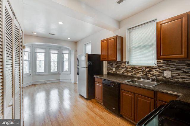 4031 GREEN ST, Philadelphia, PA 19104