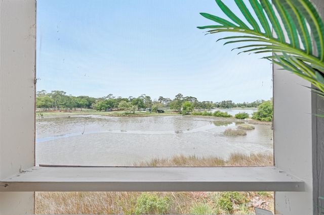 501 Maison Dr Apt F14, Myrtle Beach, SC 29572