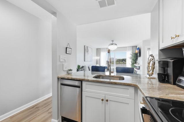 501 Maison Dr Apt F14, Myrtle Beach, SC 29572