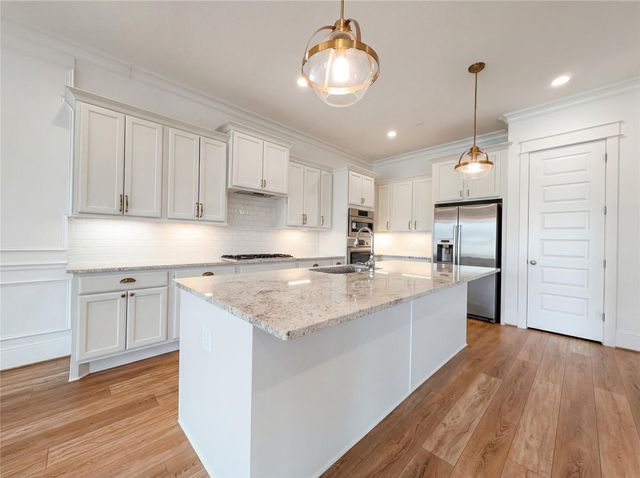 2333 Goldenglade Drive, Conroe, TX 77384