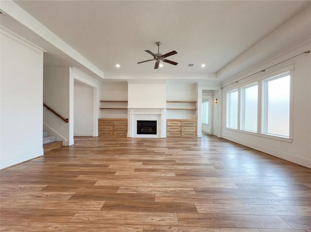 2333 Goldenglade Drive, Conroe, TX 77384