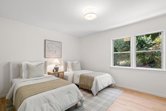 745 Granite Ridge Drive, Santa Cruz, CA 95065