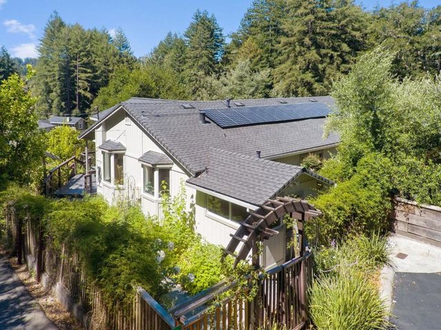 745 Granite Ridge Drive, Santa Cruz, CA 95065