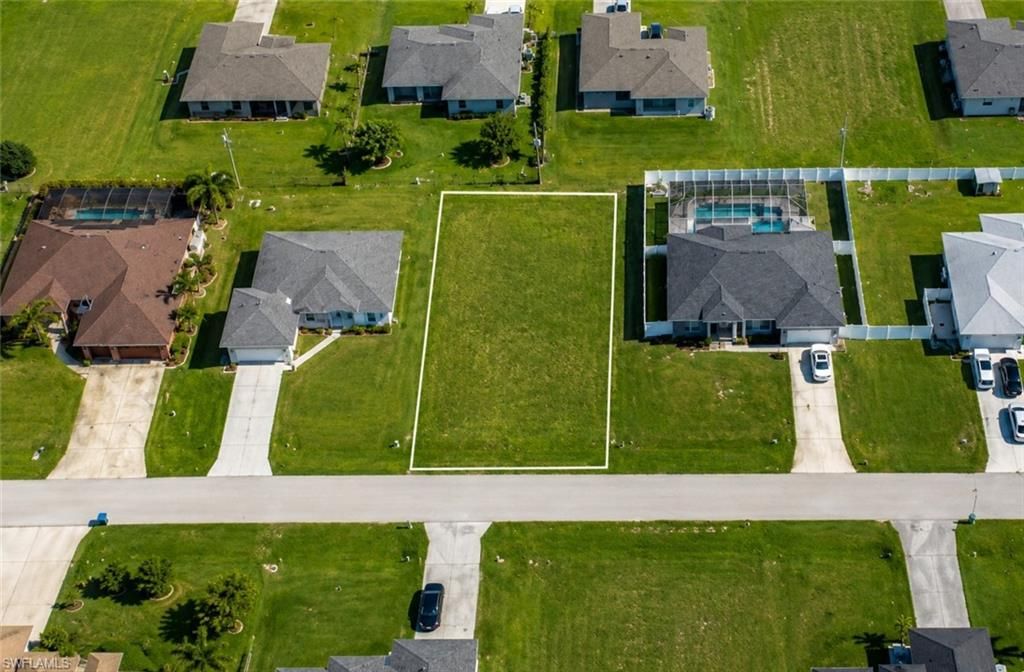 945 NW 7th PL, CAPE CORAL, FL 33993 — photo 2