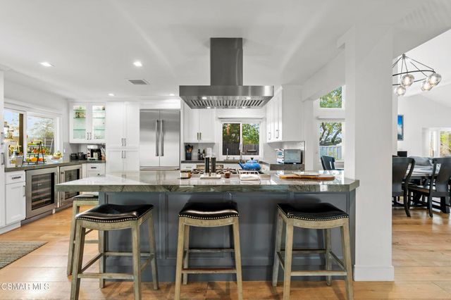 854 Lindawood Street, Newbury Park, CA 91320