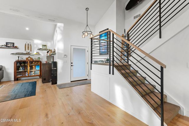 854 Lindawood Street, Newbury Park, CA 91320