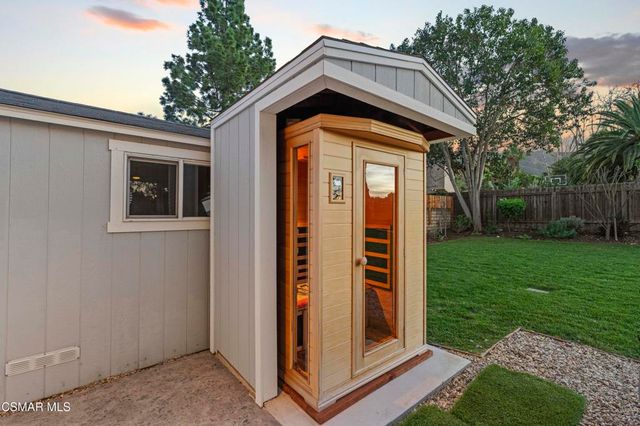 854 Lindawood Street, Newbury Park, CA 91320