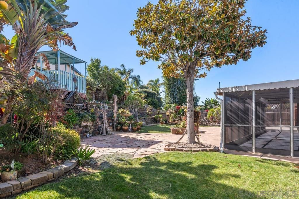 Image 29 of property listing at 2245 Nob Hill Drive, Carlsbad, CA 92008