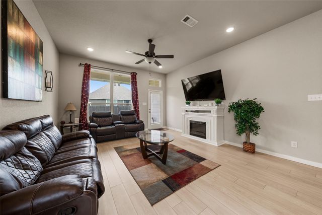 11217 Pallasite Court, Waco, TX 76655