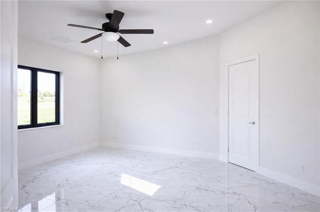 Image 14 of property listing at 2751 NW 42nd PL, Cape Coral, FL 33993