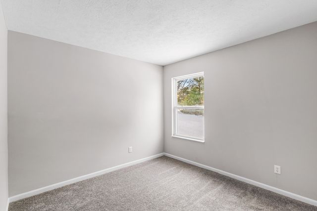 909 Surfridge Drive, Hebron, KY 41048