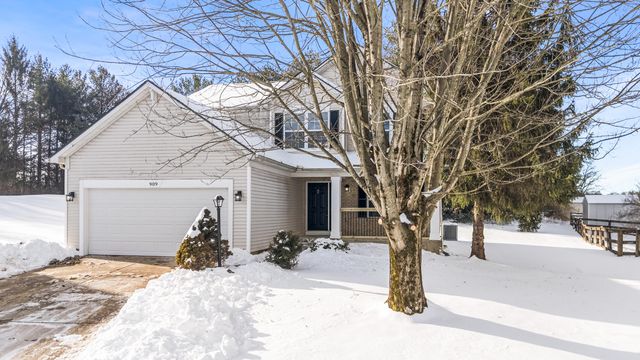 909 Surfridge Drive, Hebron, KY 41048