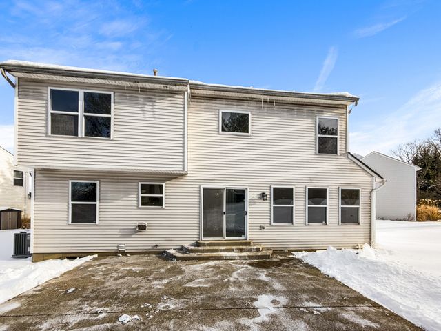 909 Surfridge Drive, Hebron, KY 41048