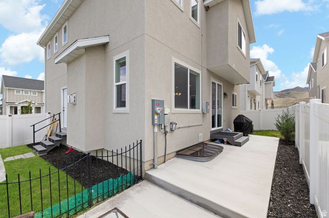 4722 E LAKE CORNER DR, Eagle Mountain, UT 84005