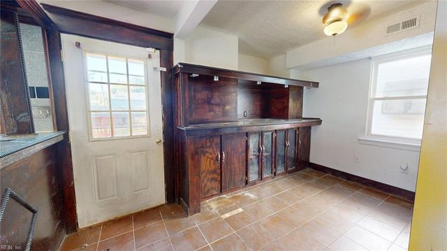 733 Spruce ST, Hampton, VA 23661