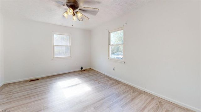733 Spruce ST, Hampton, VA 23661