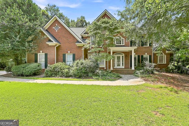 105 Silvermere, Fayetteville, GA 30215
