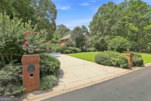 105 Silvermere, Fayetteville, GA 30215