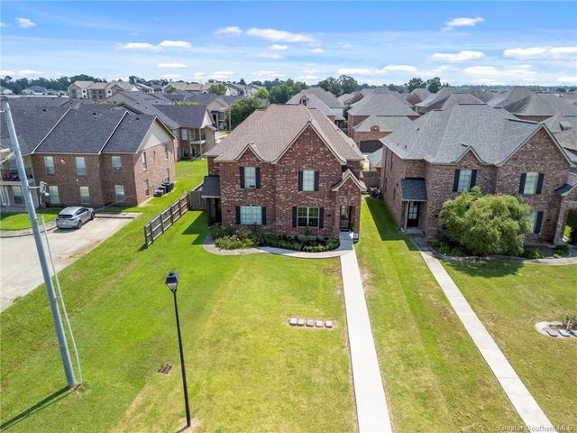 1550 Lacadie Drive 11, Lake Charles, LA 70605