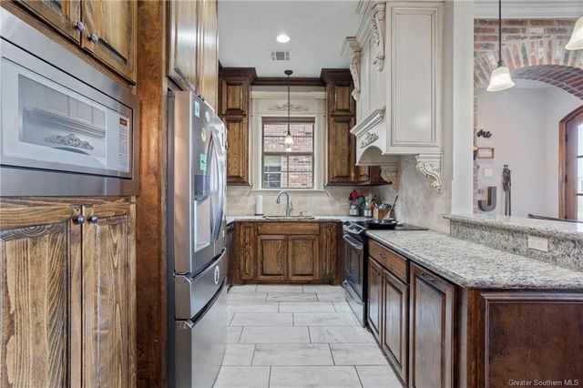 1550 Lacadie Drive 11, Lake Charles, LA 70605