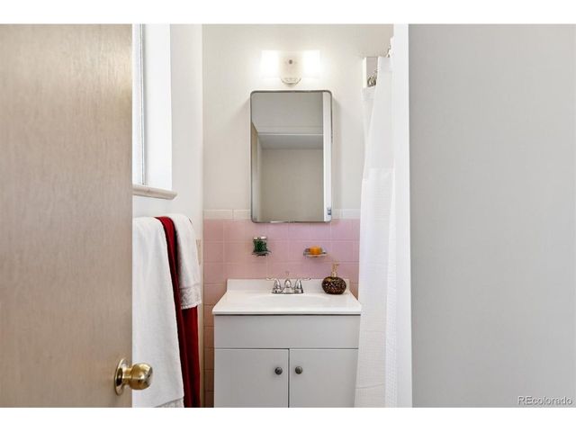 710 S Taft St, Lakewood, CO 80228