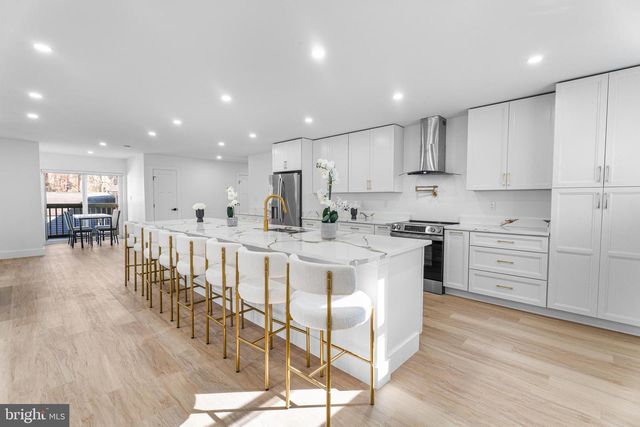 10231 HENRY RD, Berlin, MD 21811