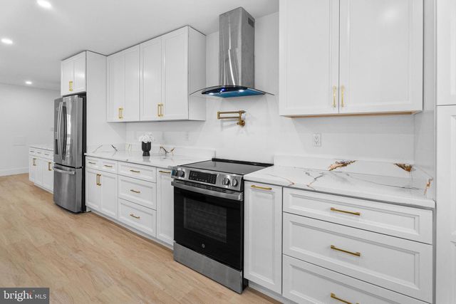 10231 HENRY RD, Berlin, MD 21811