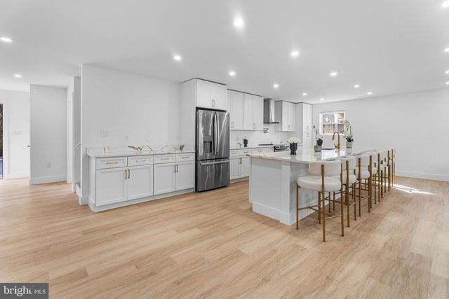 10231 HENRY RD, Berlin, MD 21811