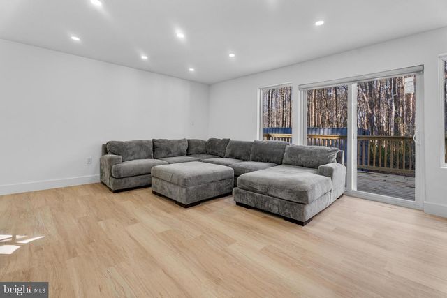 10231 HENRY RD, Berlin, MD 21811