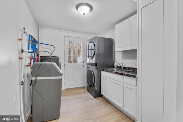 10231 HENRY RD, Berlin, MD 21811